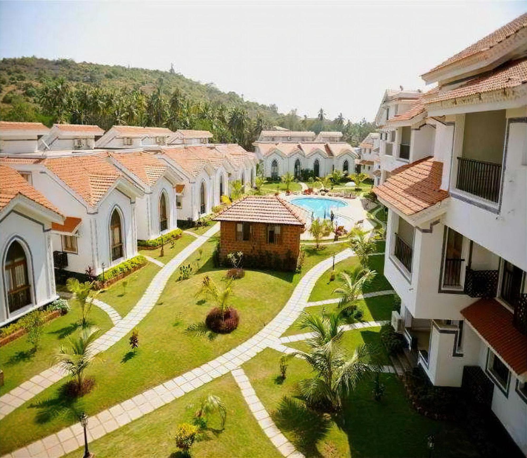 Riviera Hermitage Арпора Экстерьер фото